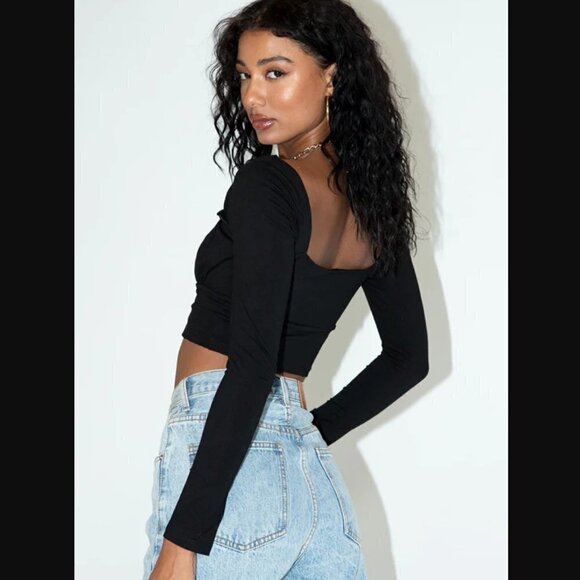 Princess Polly Tilly Black Long Sleeve Crop Top 8 - Picture 3 of 8